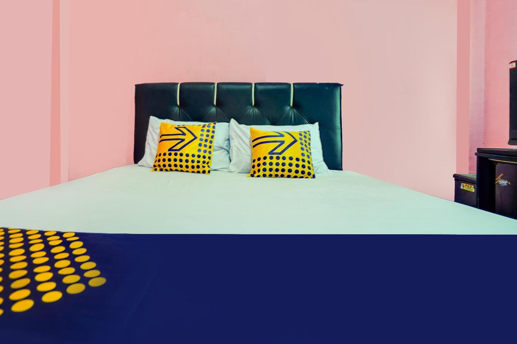Oyo Life 92046 Garuda Residence Палембанг Екстериор снимка
