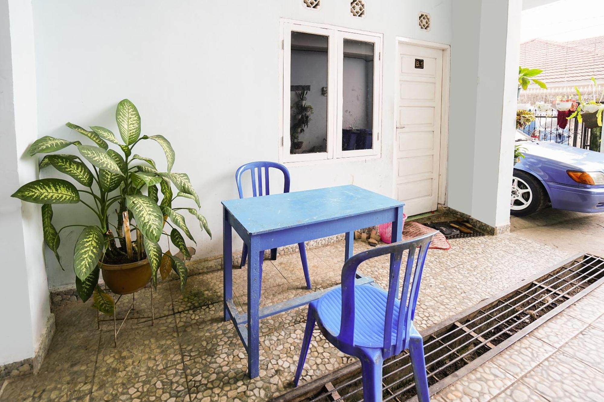 Oyo Life 92046 Garuda Residence Палембанг Екстериор снимка