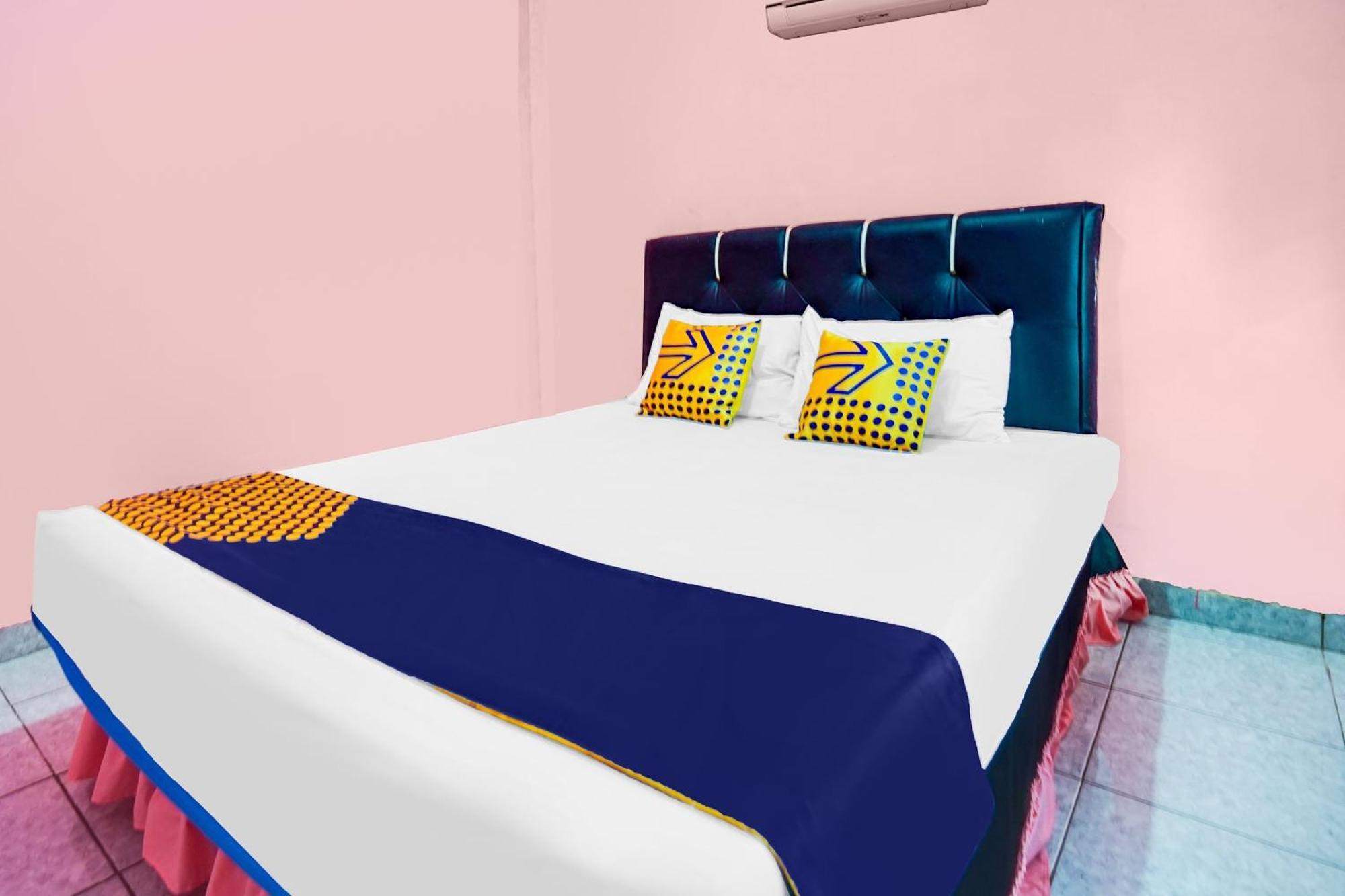 Oyo Life 92046 Garuda Residence Палембанг Екстериор снимка